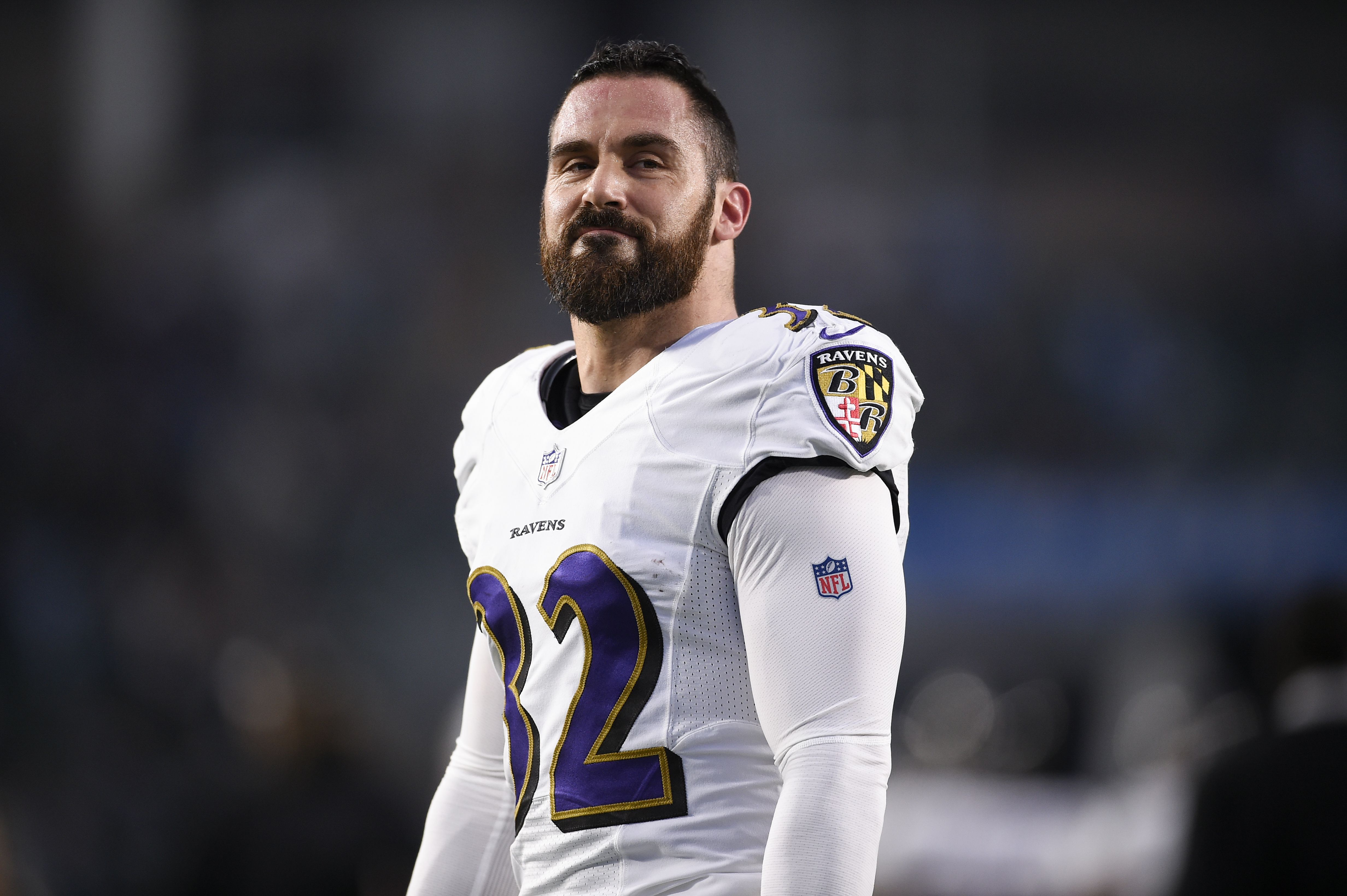 Baltimore Ravens' Eric Weddle aims to 'mess with' Chargers QB ...
