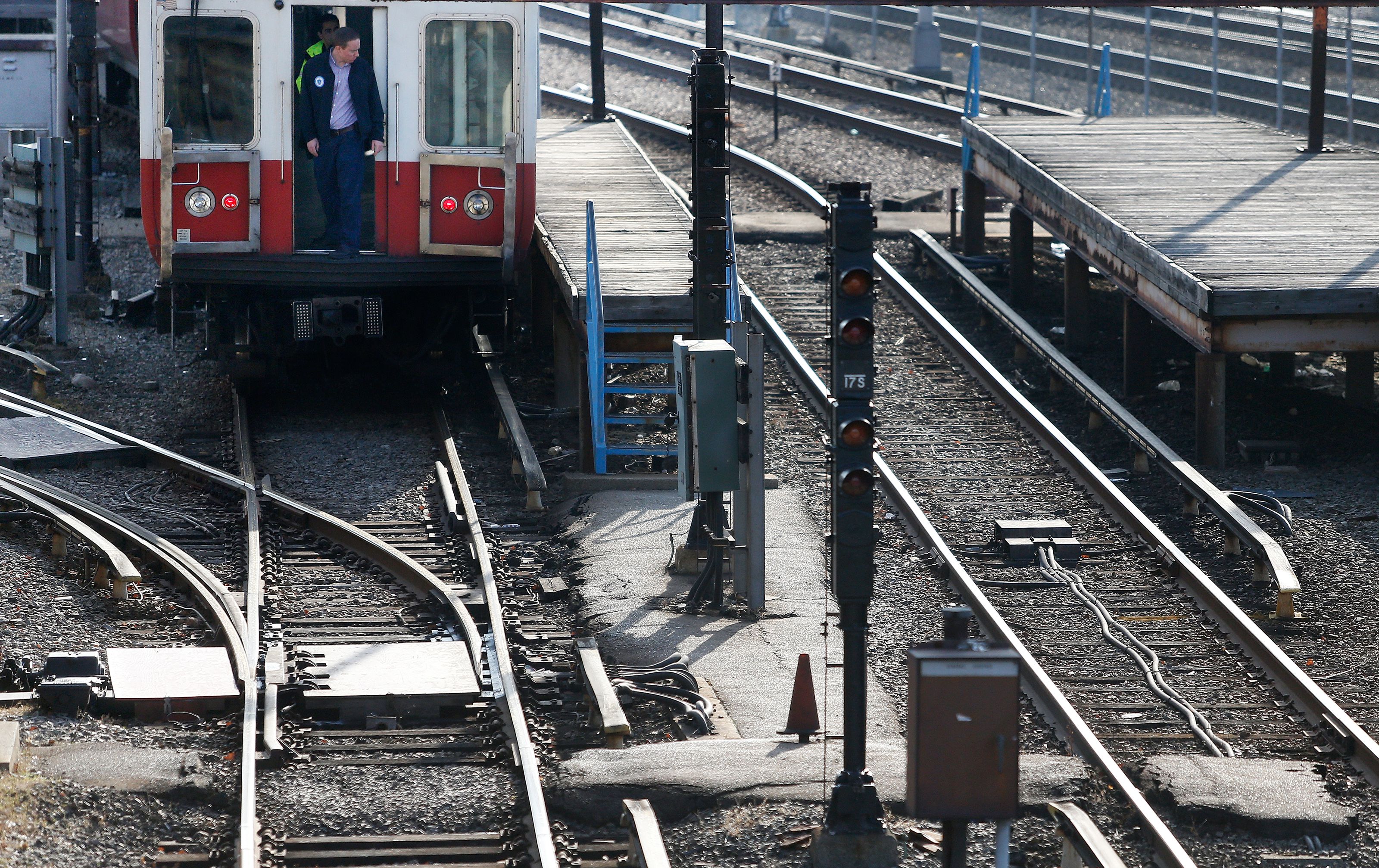 Mbta Focuses On Operator Error In Runaway Red Line Ride The