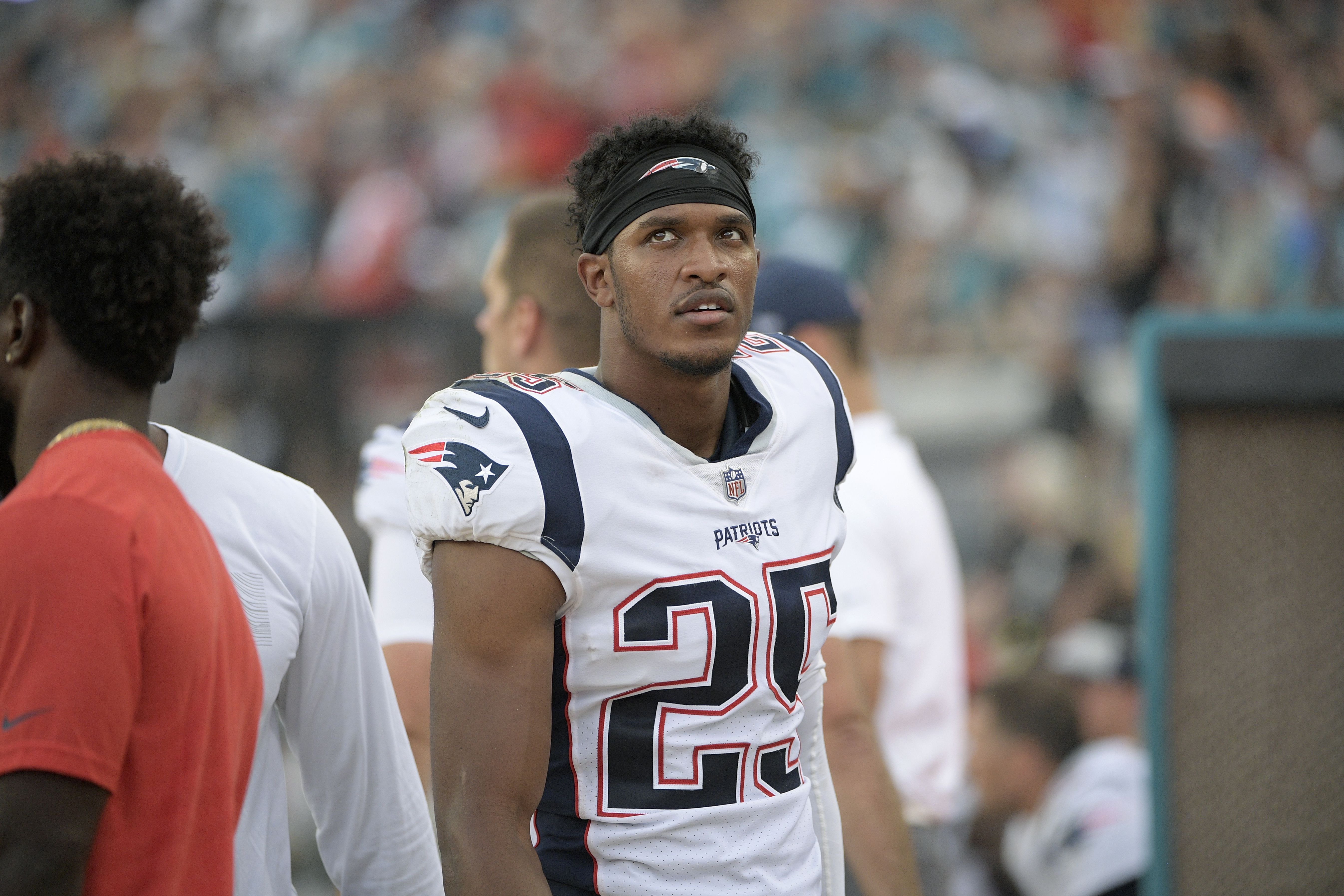 Former New England Patriots CB Eric Rowe plans to sign 1-year ...