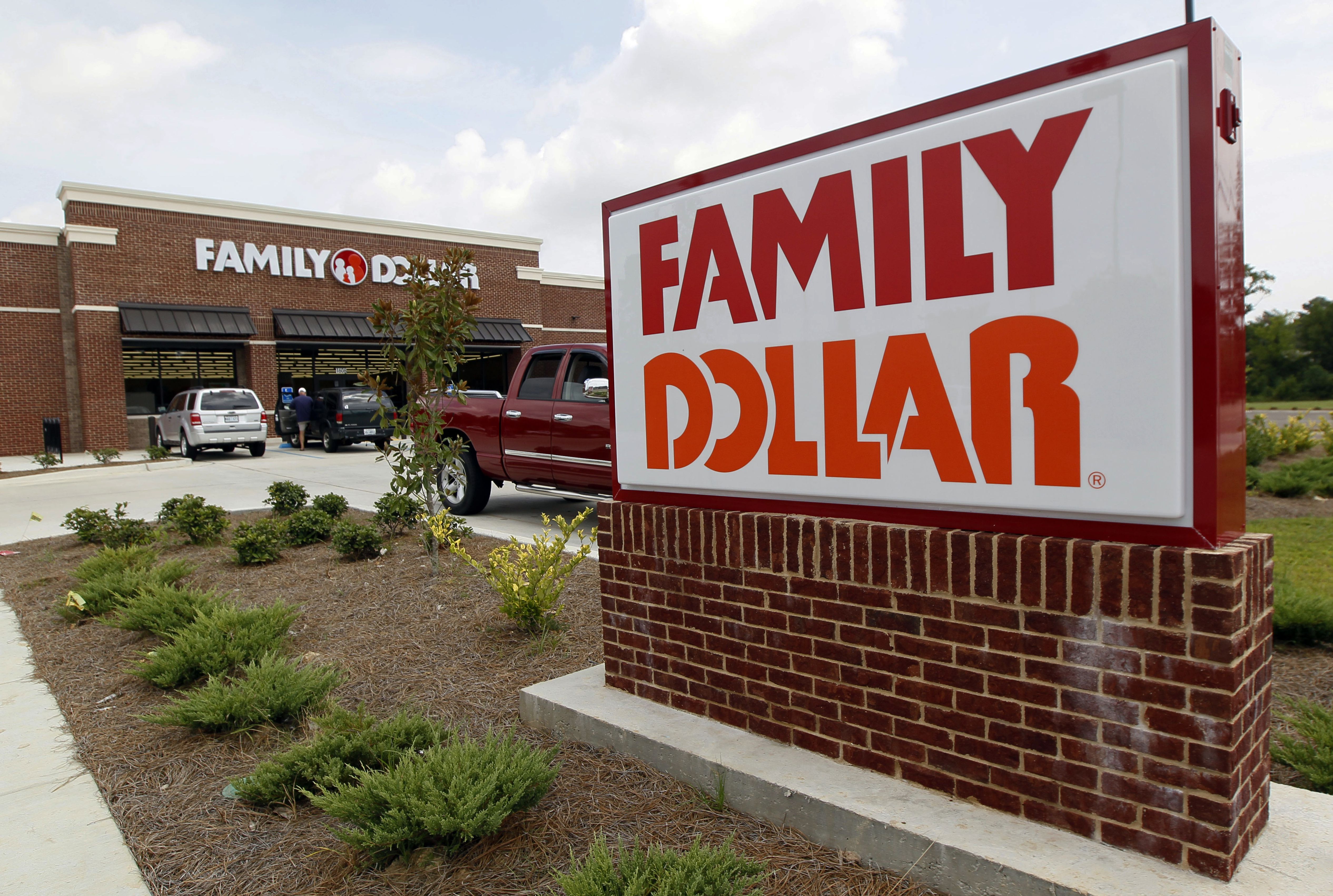 143 Family Dollar Stores Including 5 In Alabama Closing