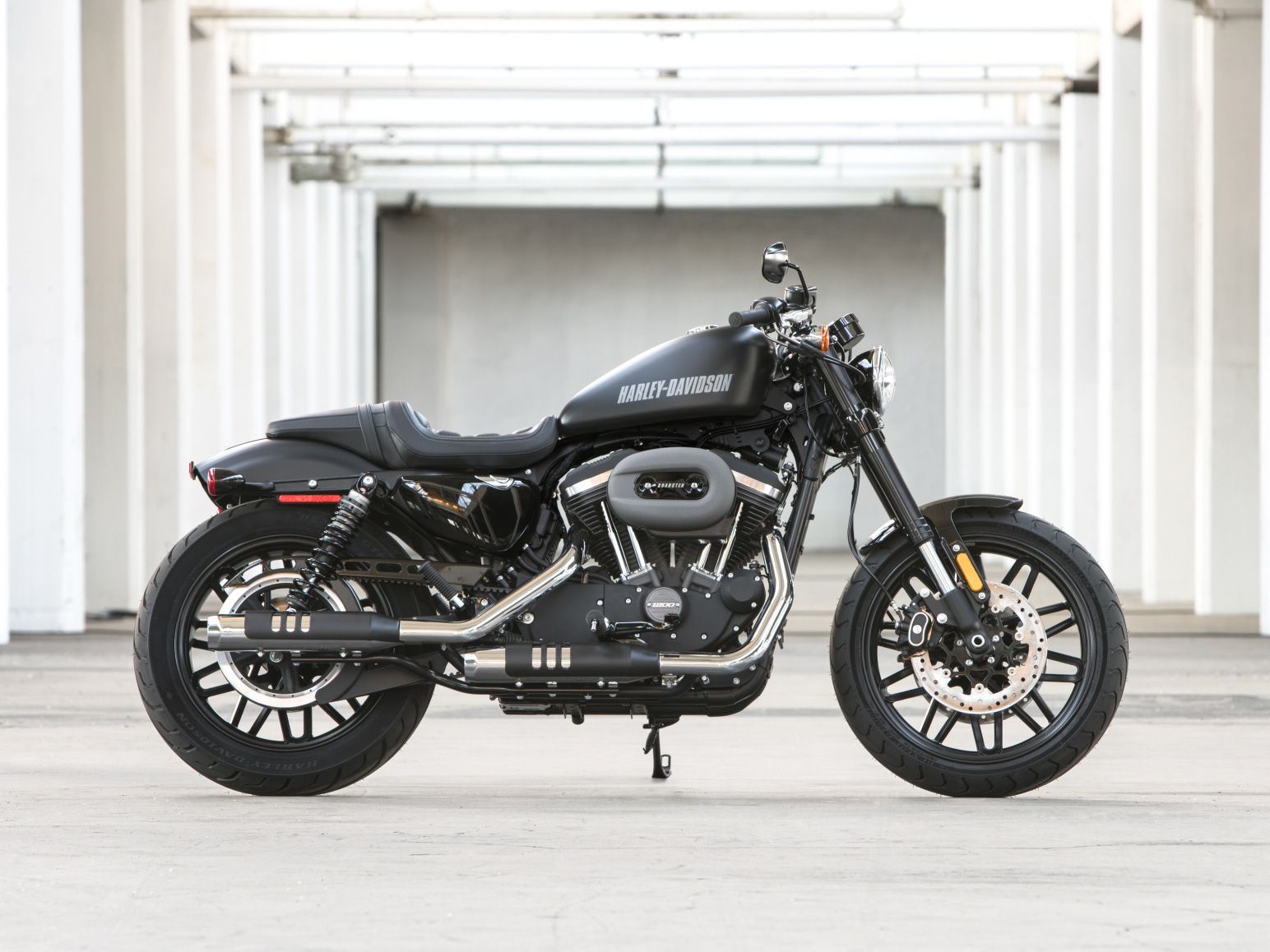 16 Harley Davidson Roadster Cruiser First Look Review Cycle World