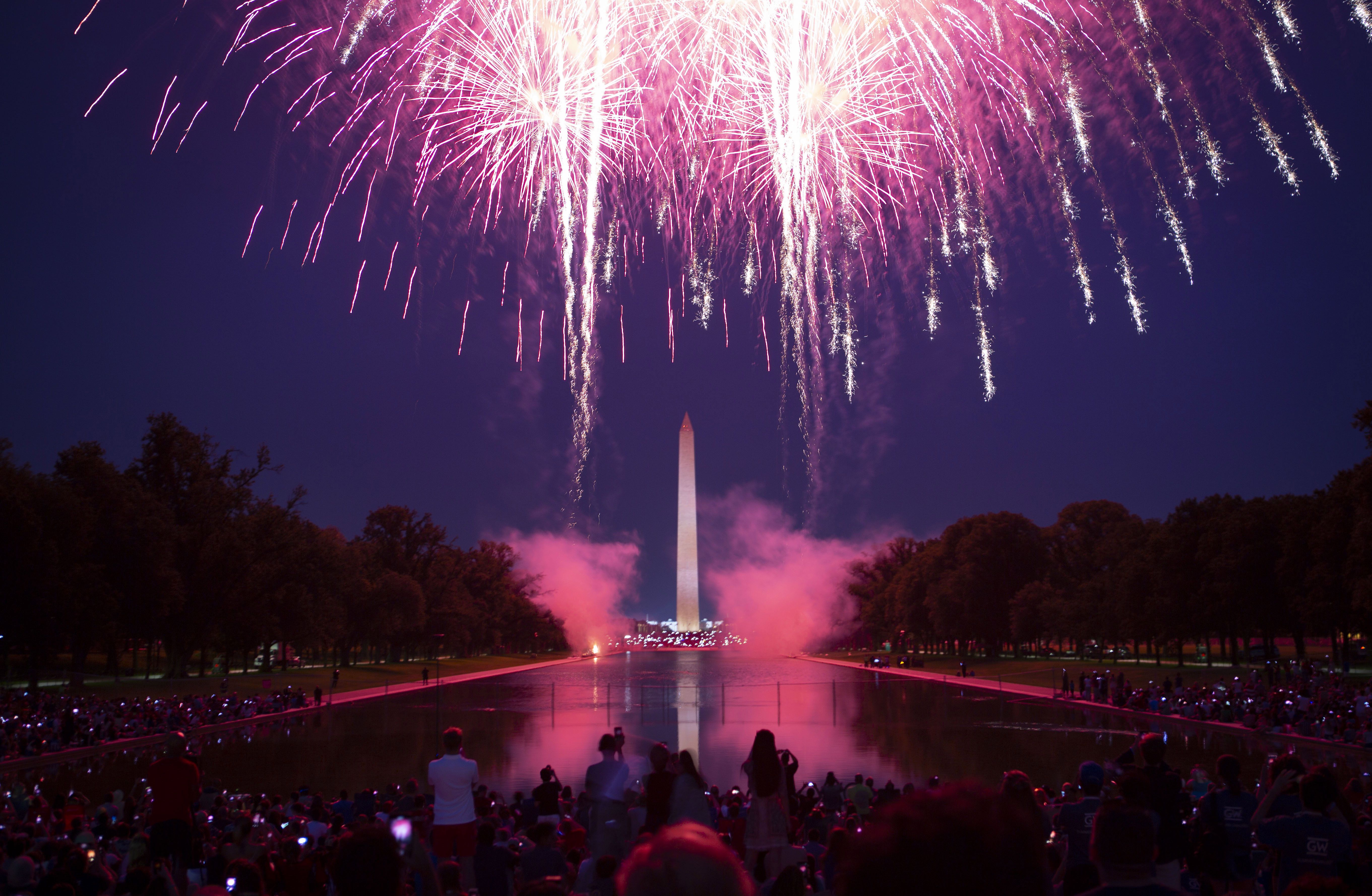 4th Of July Fireworks Companies Go Bigger For D C Celebration Cleveland Com