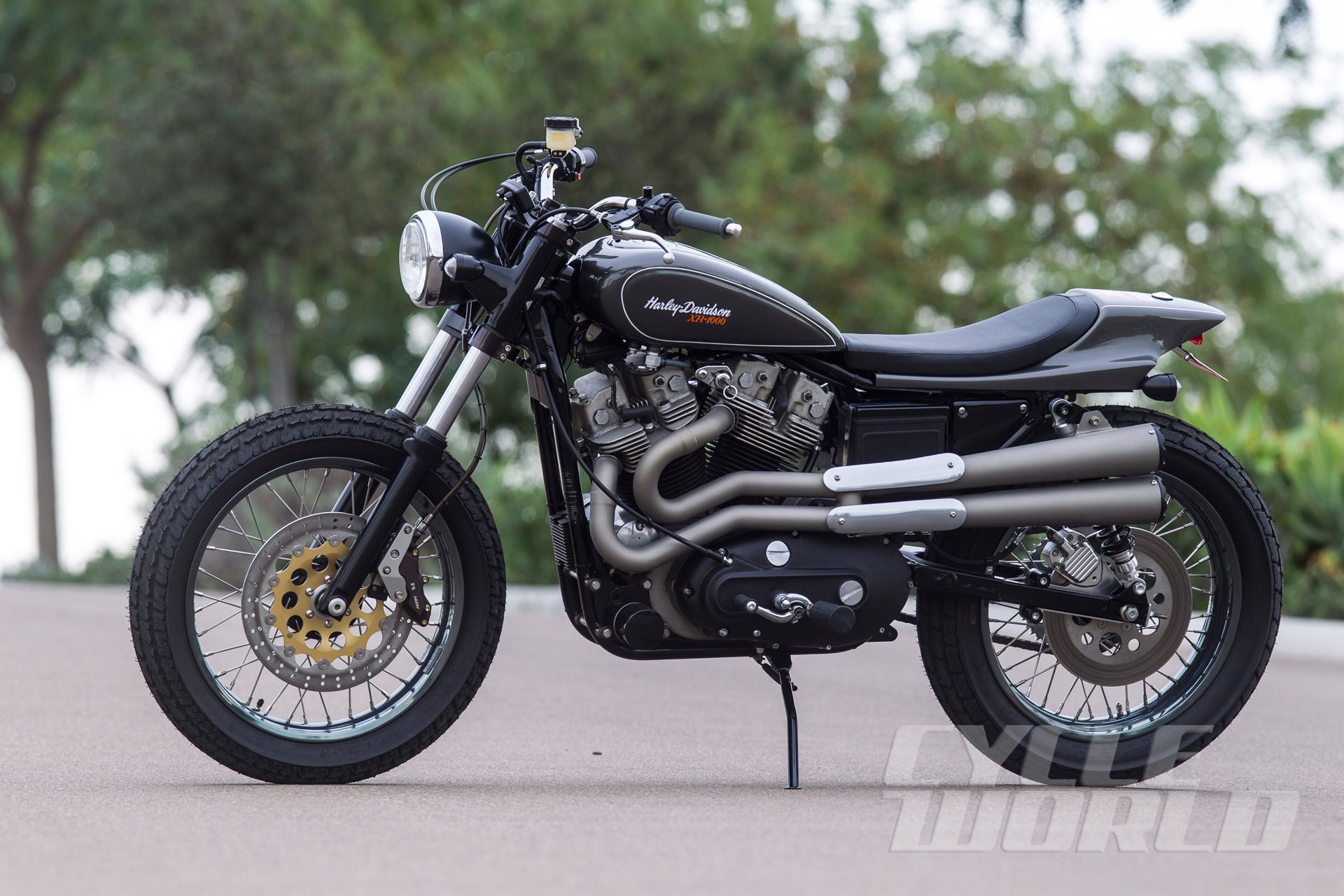 Harley Davidson Xr1000 Street Tracker By Mule Motorcycles Cycle World