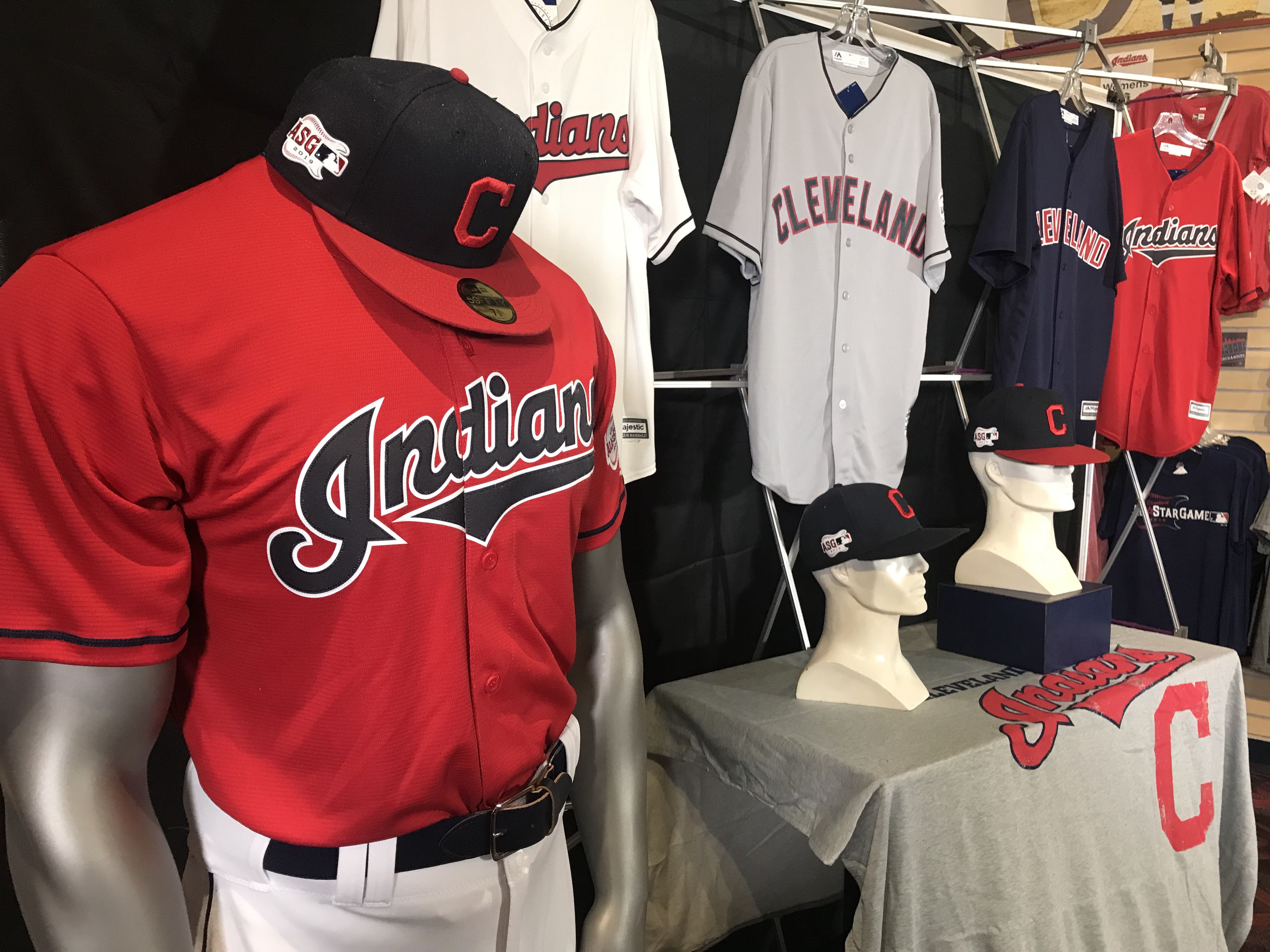 red cleveland indians shirt